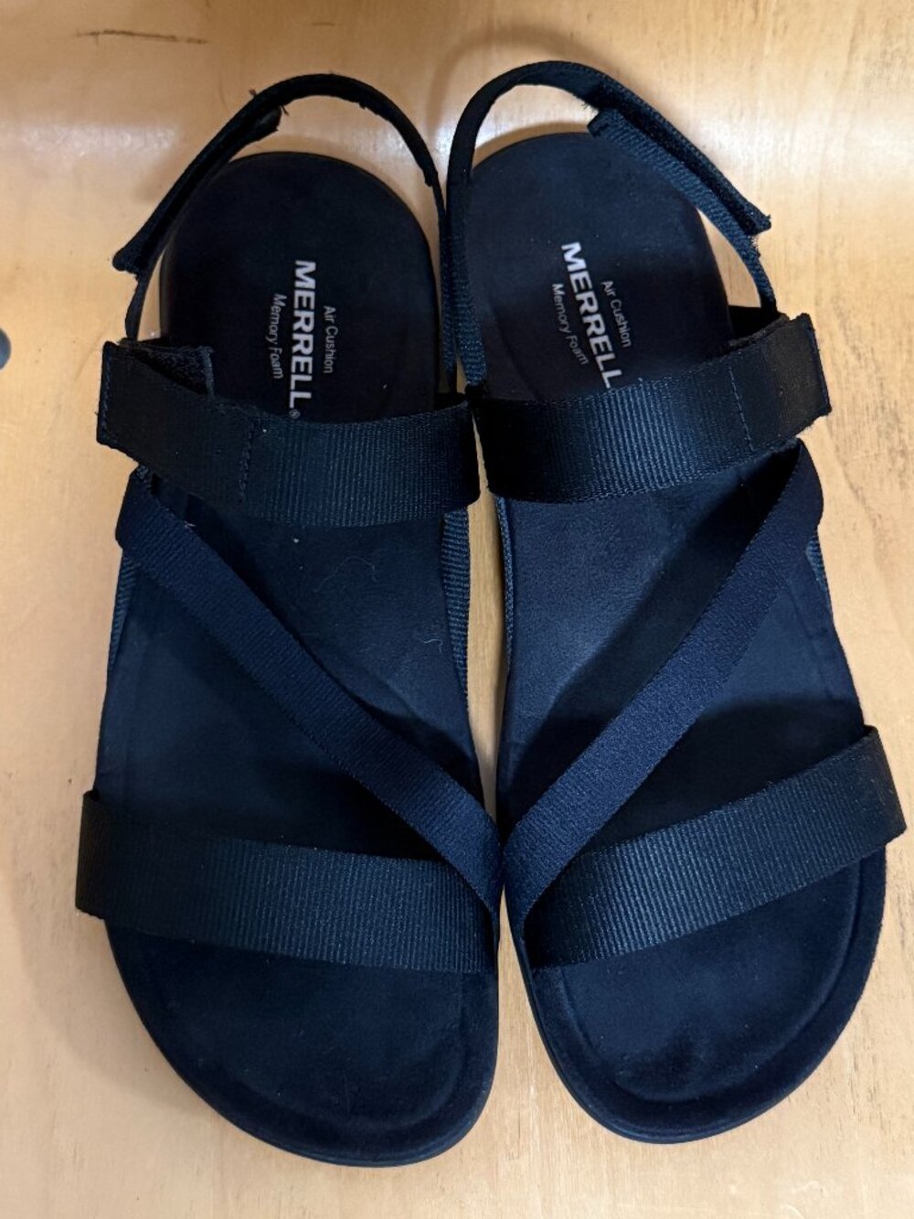 Merrell Women's Sandals Black Air Cushion Memory Foam Size 9 US